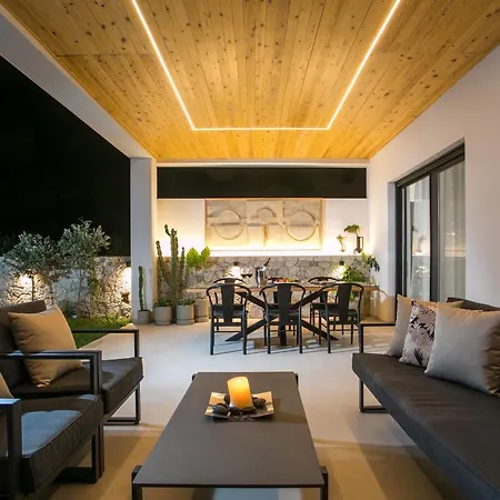 Ocean Pearl Sea View