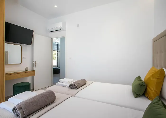 Ocean Pearl Sea View Villa *